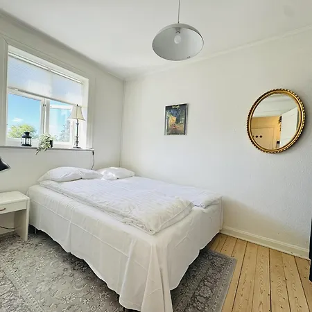 Aday - Cozy 1 Bedroom With Free Parking In
