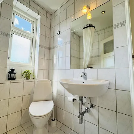 Aday - Cozy 1 Bedroom With Free Parking In Nørresundby