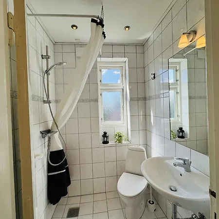 Aday - Cozy 1 Bedroom With Free Parking In Apartmán Nørresundby