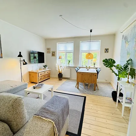 Aday - Cozy 1 Bedroom With Free Parking In * Nørresundby